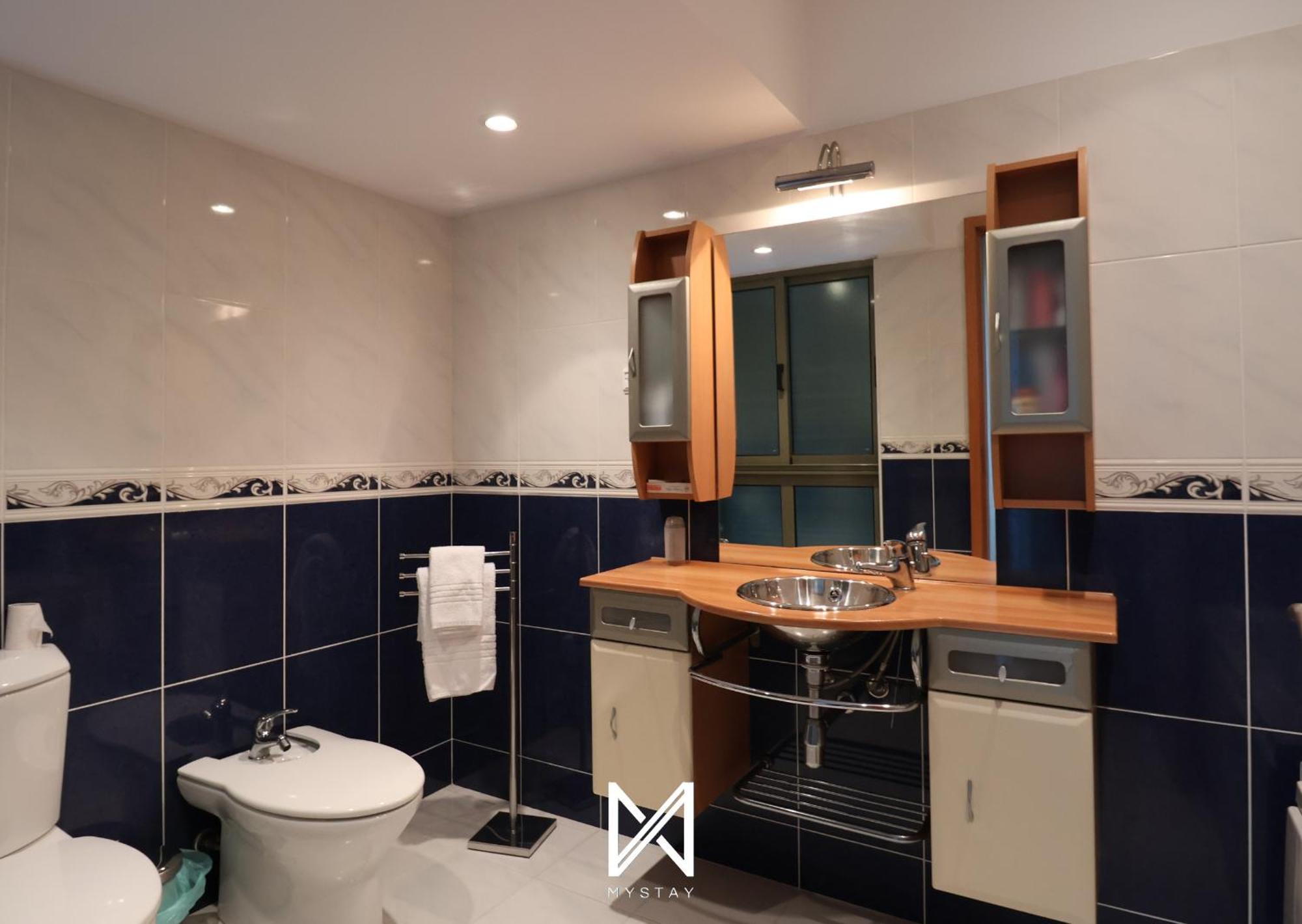 Mystay - Lagos House Braga Room photo